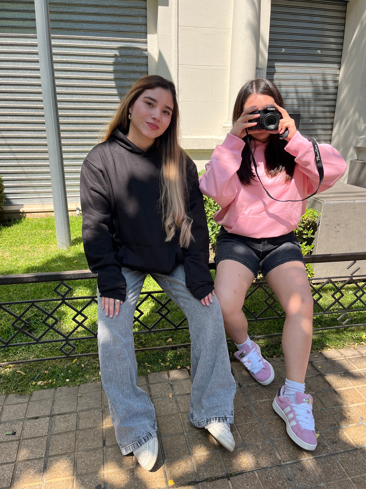 Basic Pink -Hoodie Mangas Globos