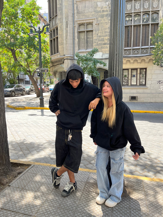 Basic Black - Hoodie Mangas Globo