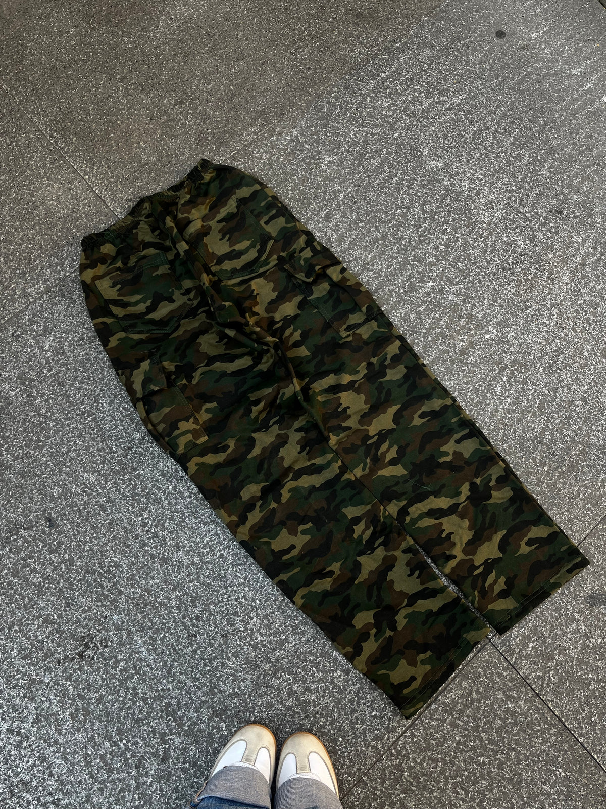Pantalón cargo Basic