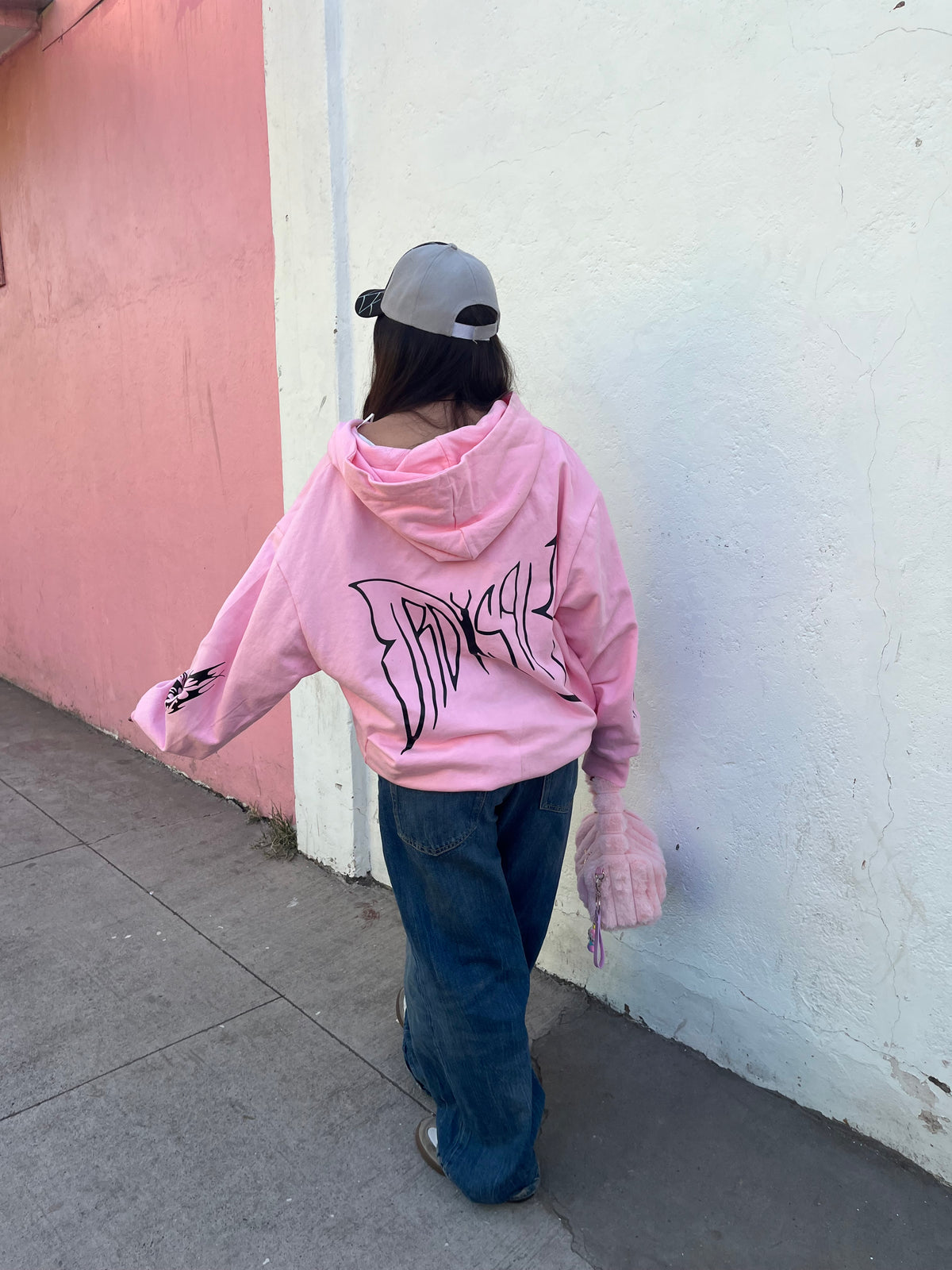 Butterfly Emblem - Hoodie Mangas Globo Pink
