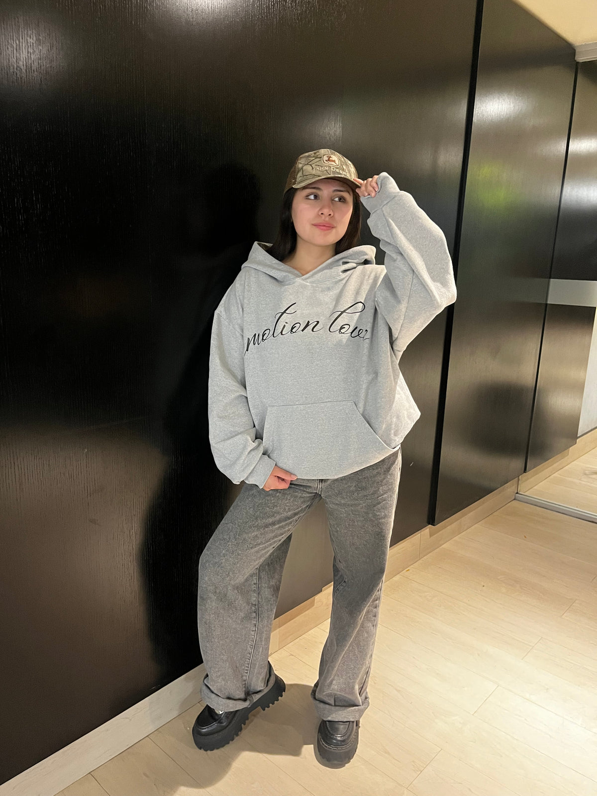 In Love -Hoodie Mangas Globos grey
