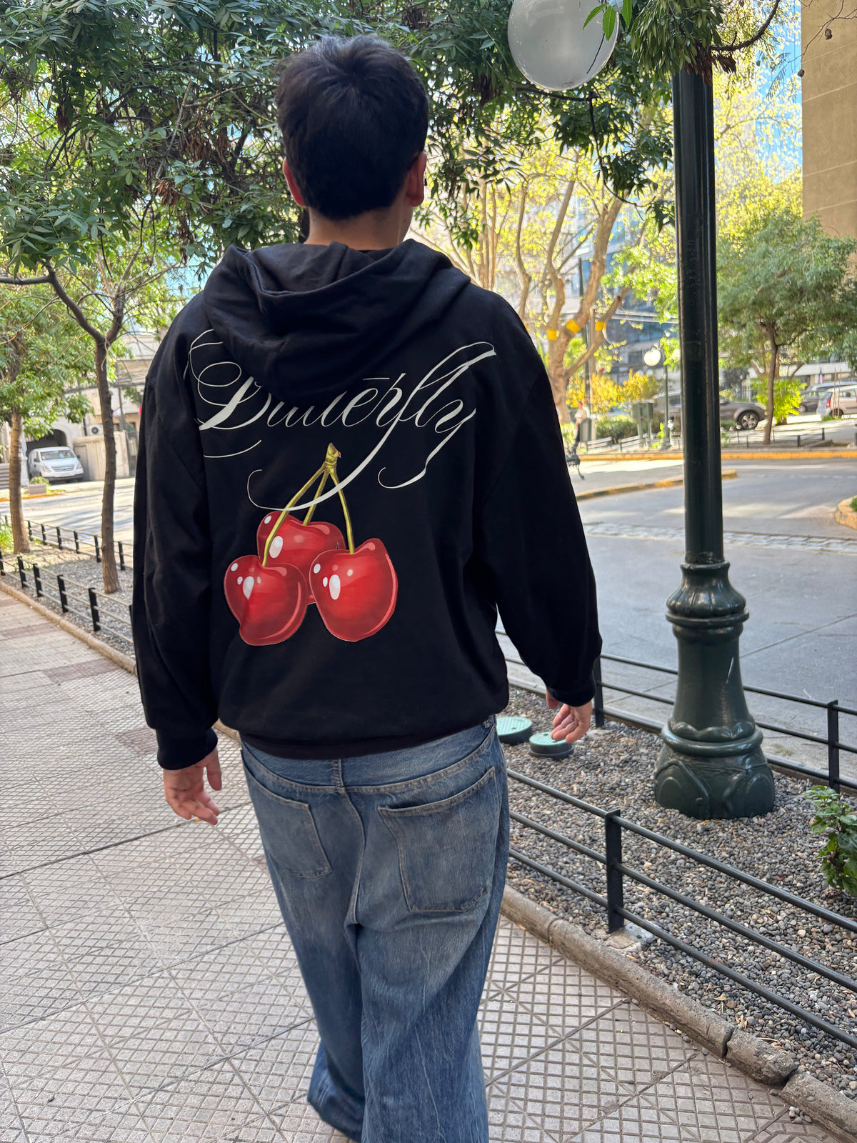 Cherry - Hoodie Mangas Globo Black