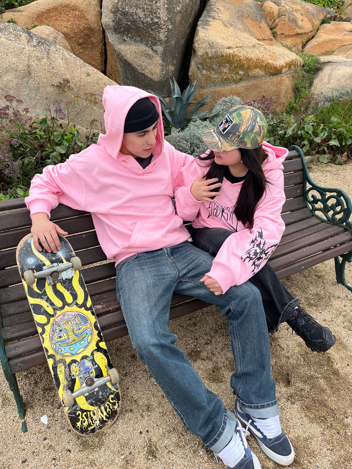 Butterfly Emblem - Hoodie Mangas Globo Pink