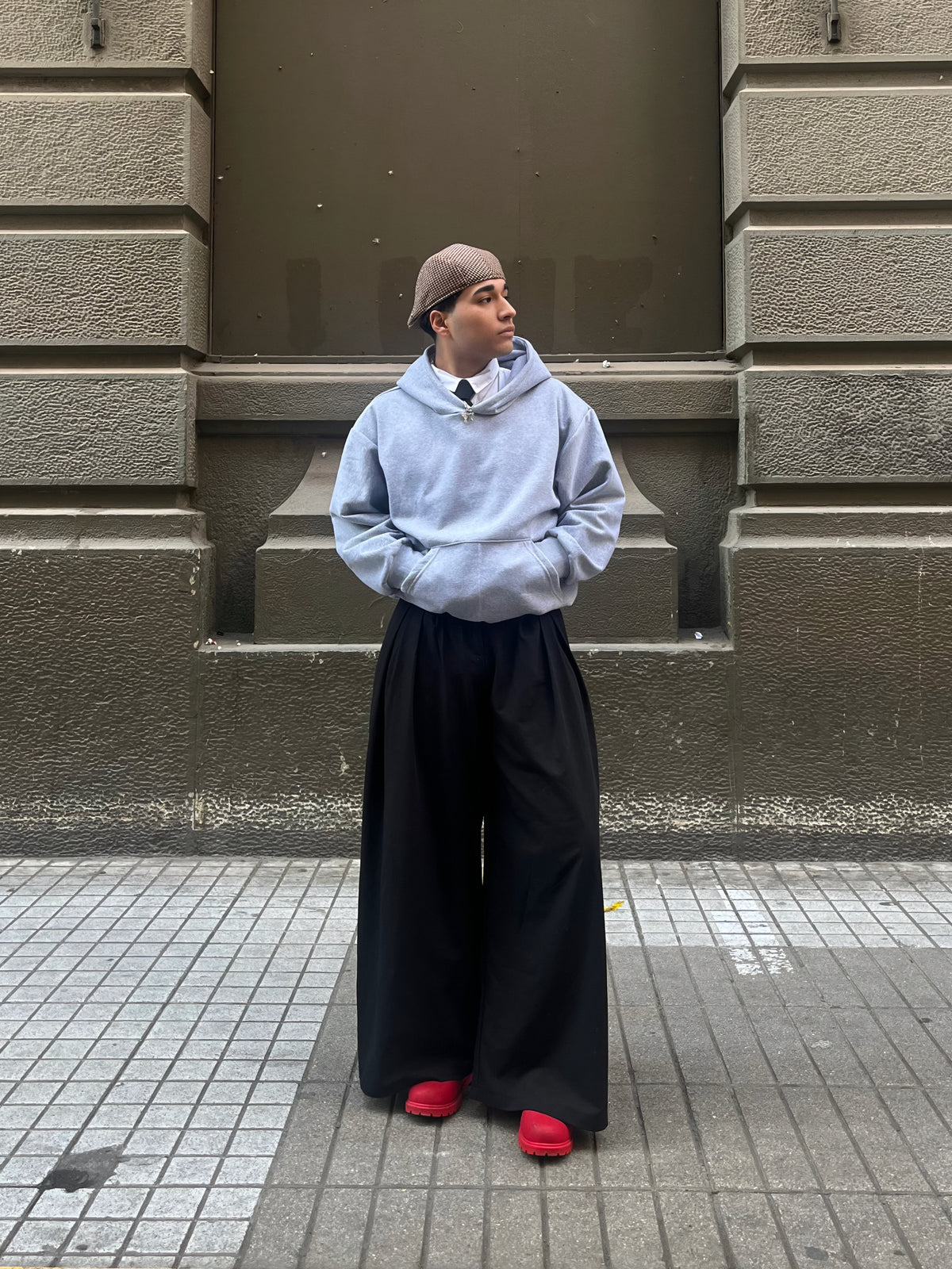 Basic Grey - Hoodie Mangas Globos